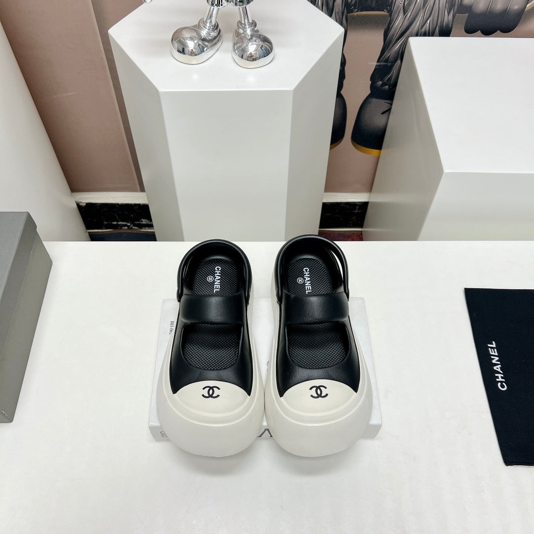 Luxury Shoes Sandals - CHL - 011