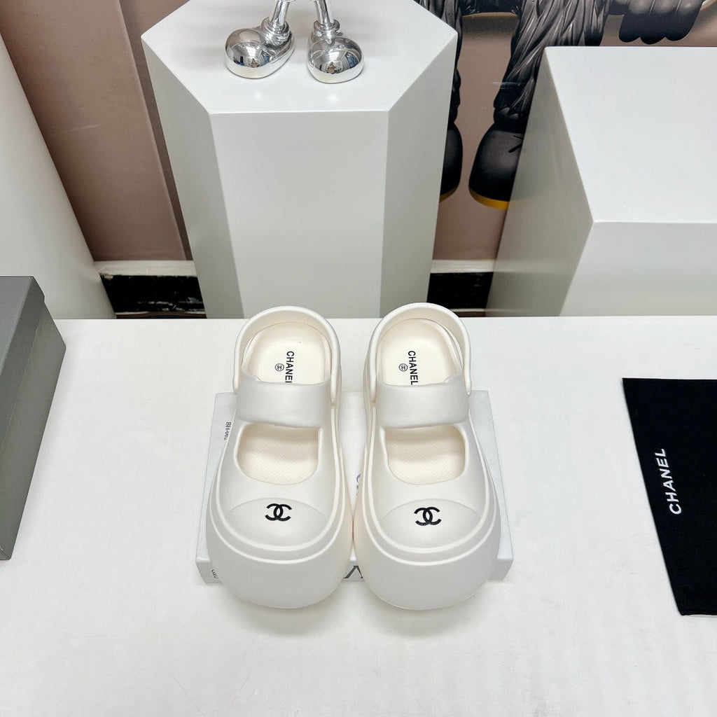 Luxury Shoes Sandals - CHL - 010
