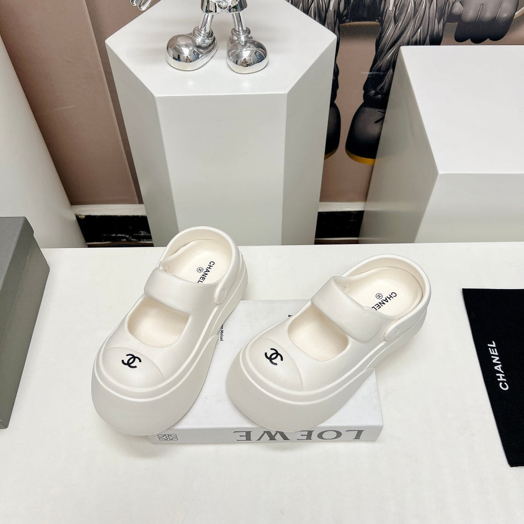 Luxury Shoes Sandals - CHL - 010