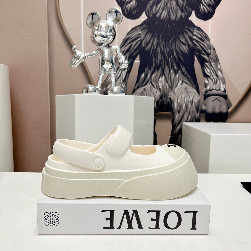 Luxury Shoes Sandals - CHL - 009
