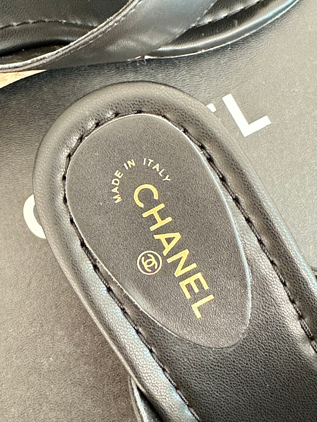 Luxury Shoes Sandals - CHL - 001