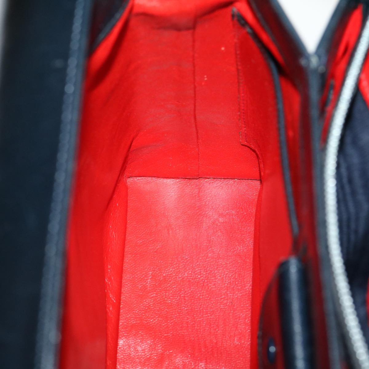 GUCCI Turn Lock Hand Bag Leather Black Red im361