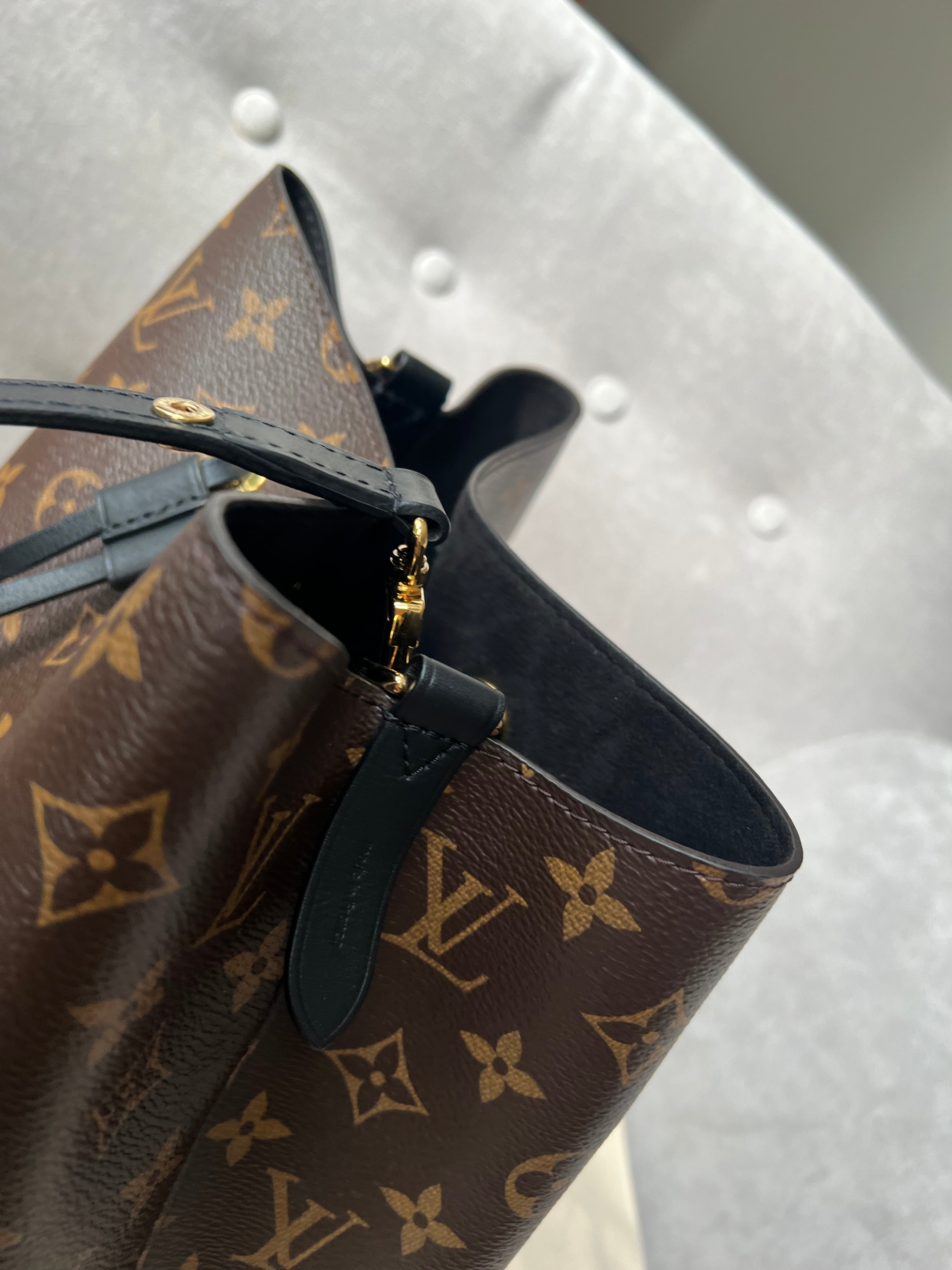 Louis Vuitton Neo Noe Monogram and Black (RRP £1,560)
