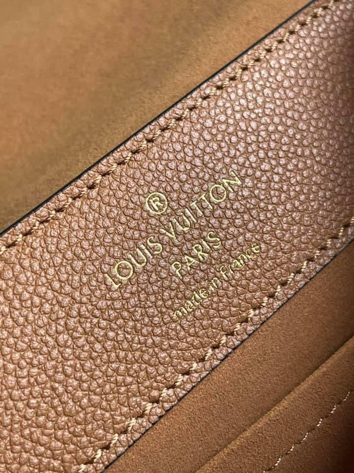 Louis Vuitton lockMe Ever BB Bag