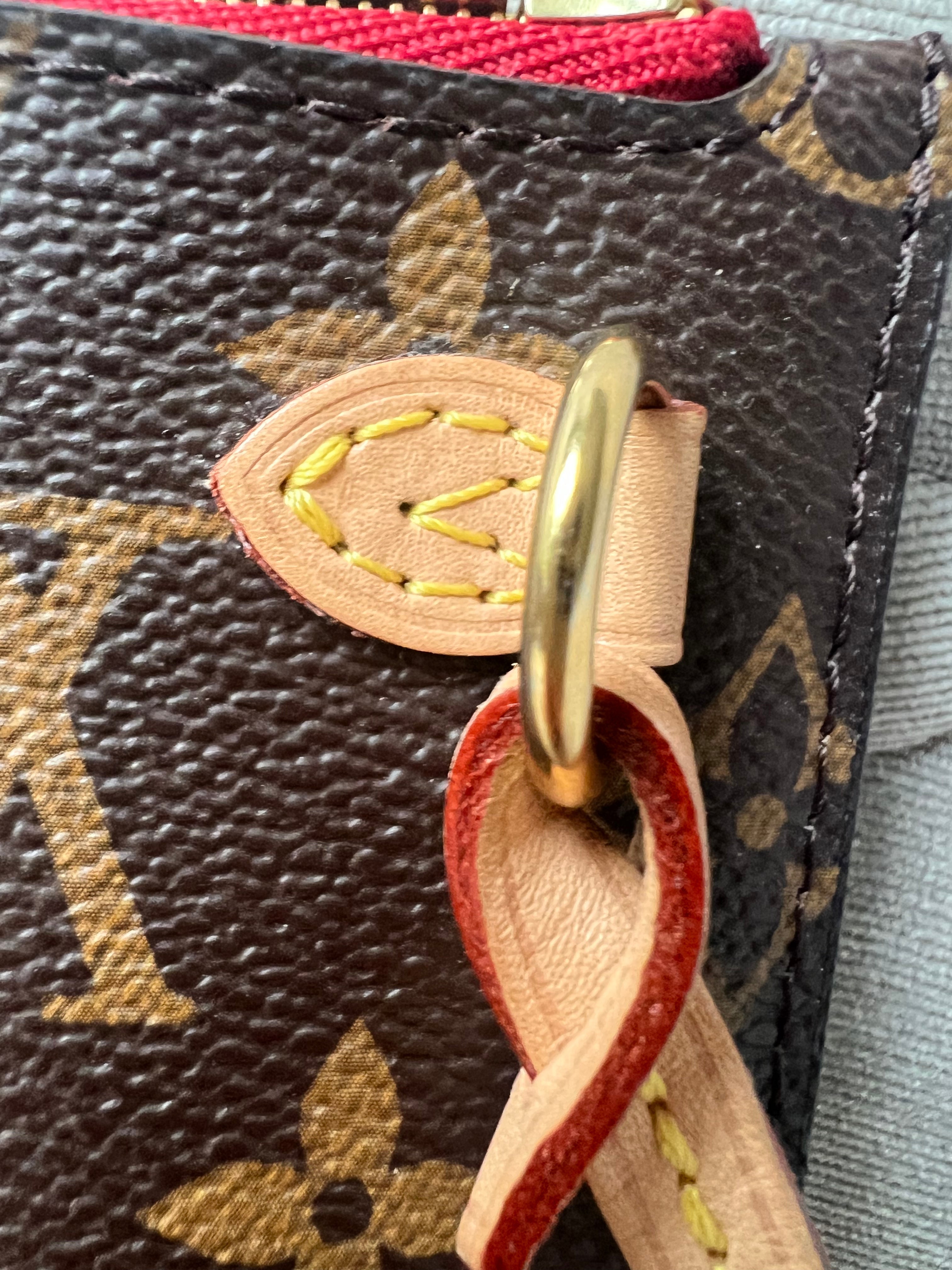Louis Vuitton Pouch (from Neverfull MM) in Monogram