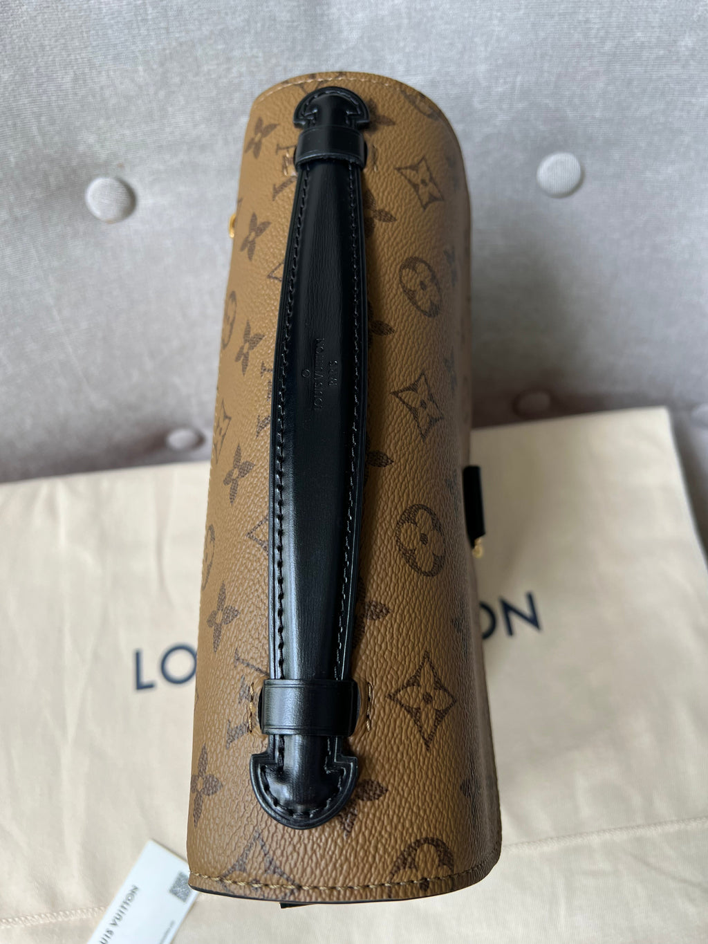 Louis Vuitton Pochette Metis Reverse Monogram (RRP £1,970)