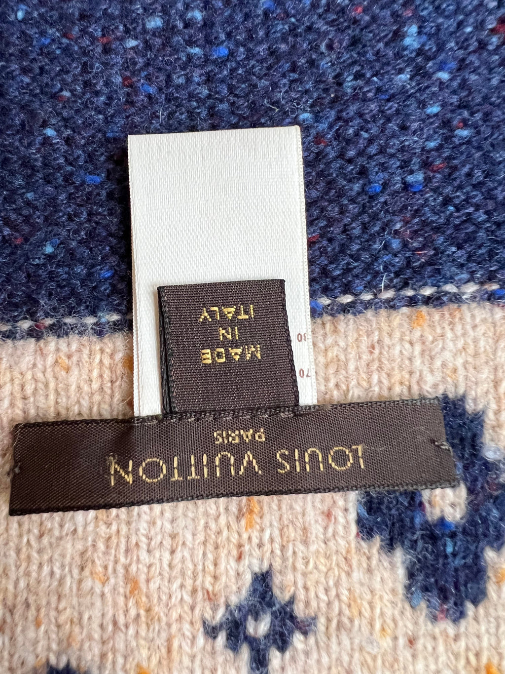 Louis Vuitton Reversible Wool Cashmere Mix Scarf in Navy and Beige