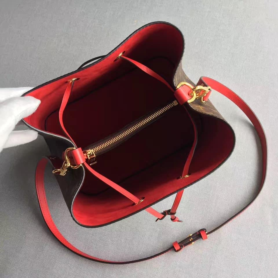 Louis Vuitton NeoNeo MM Bag