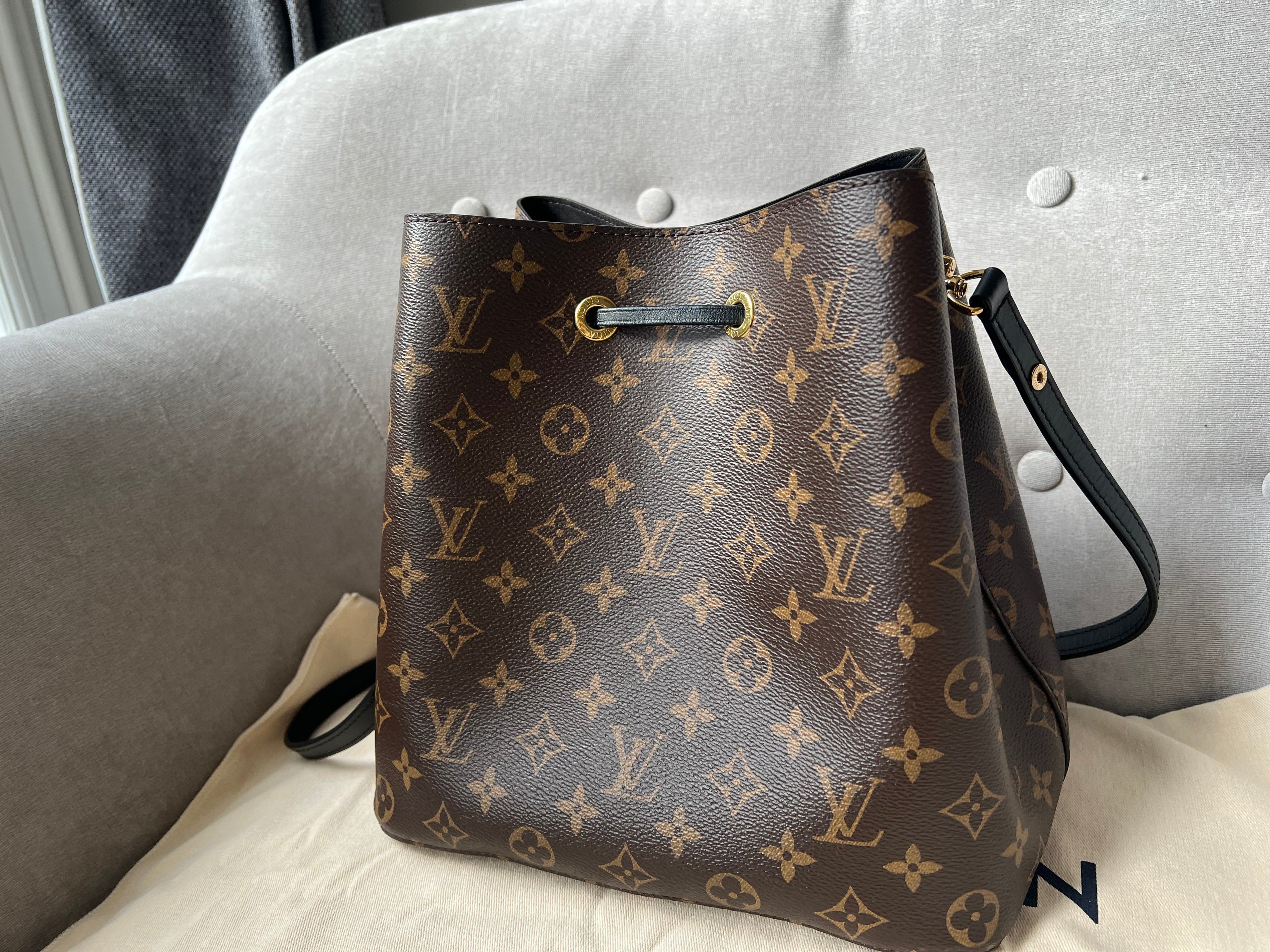Louis Vuitton Neo Noe Monogram and Black (RRP £1,560)