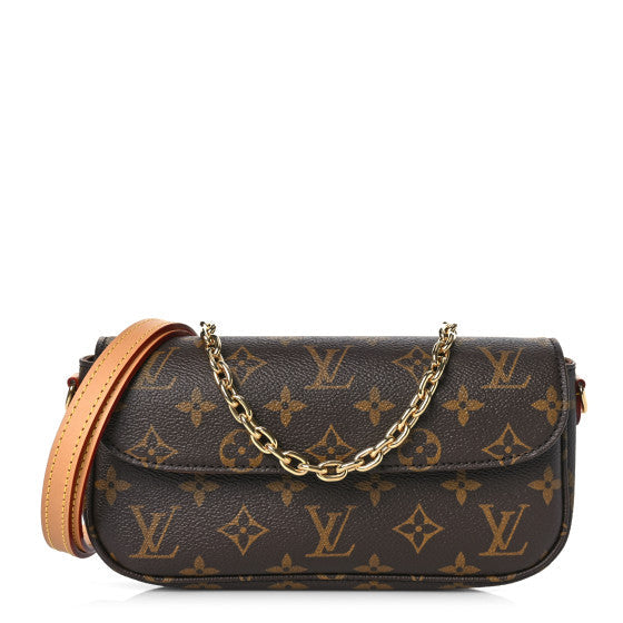 LOUIS VUITTON Monogram Ivy Wallet On Chain