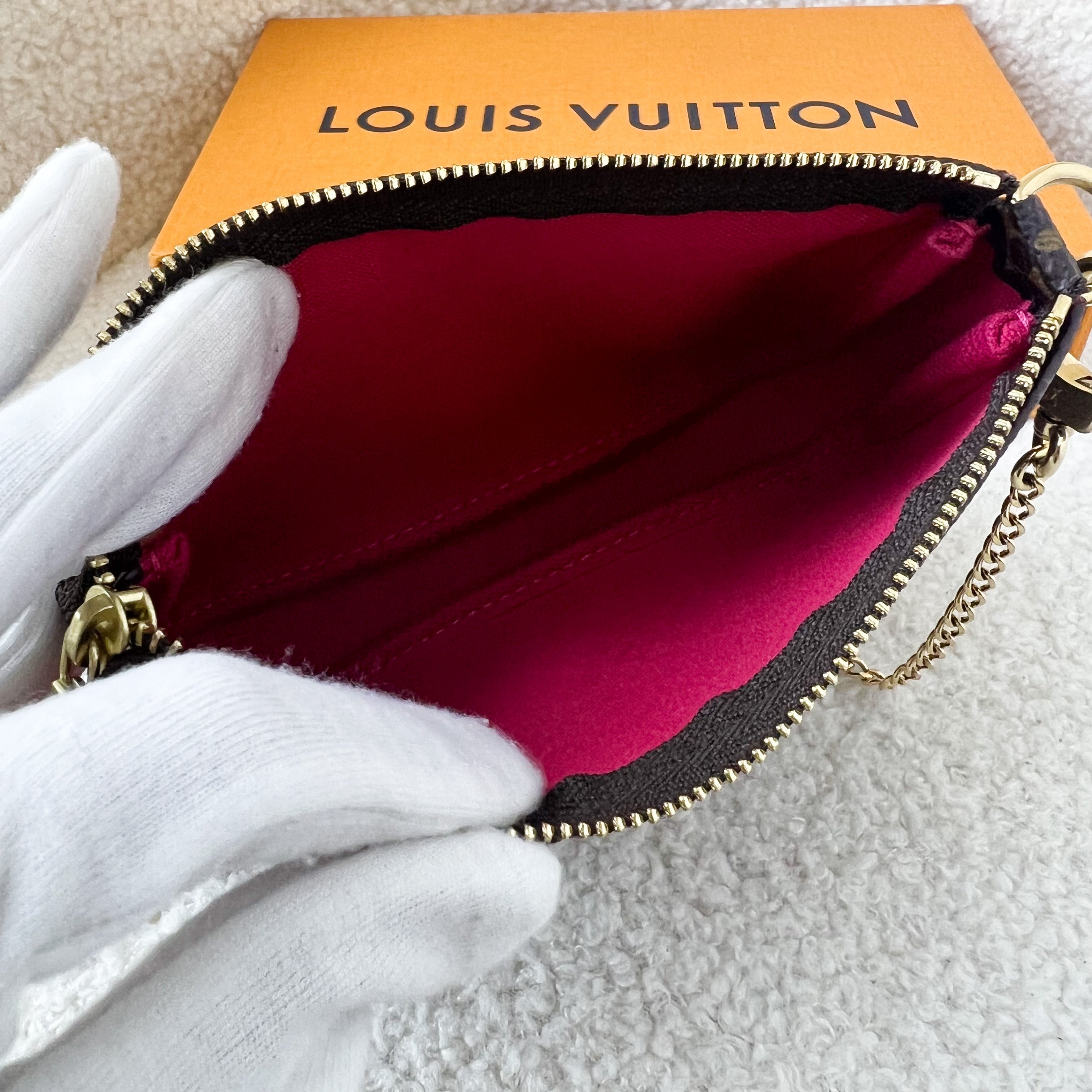 LV Mini Pochette Accessoires in Christmas 2019 Animation