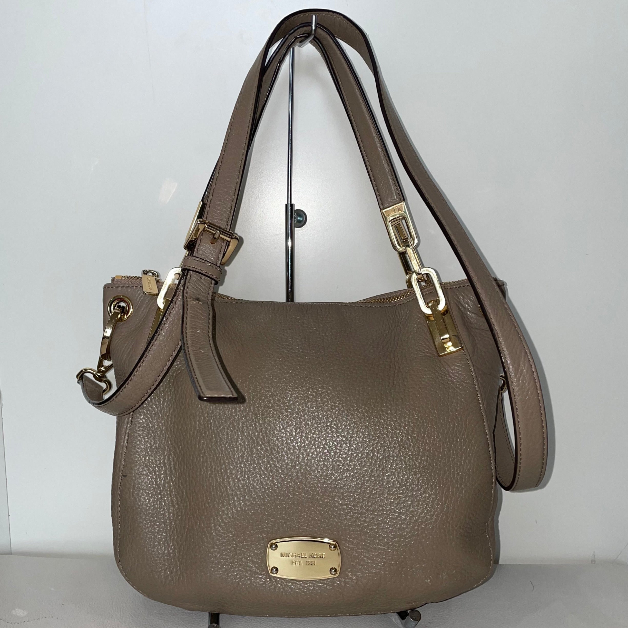 MICHAEL KORS Dune Beige Brooke Medium Leather Shoulder Tote Bag