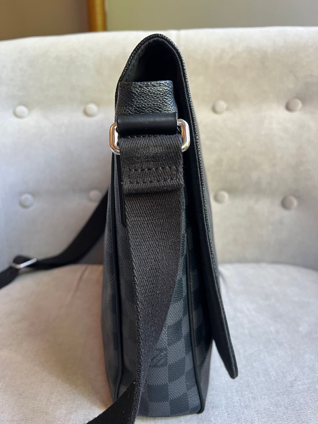Louis Vuitton PM District Messenger Bag Damier Graphite