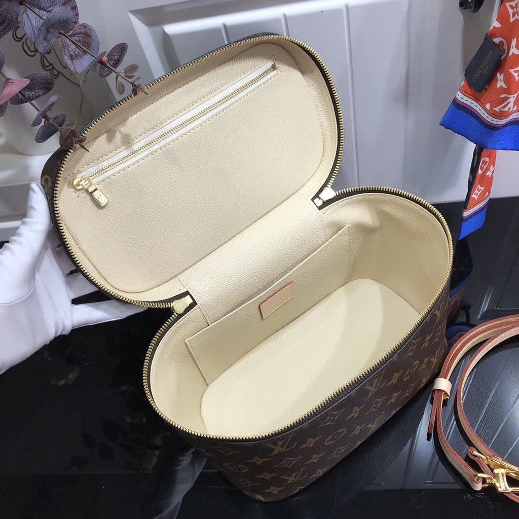 NICE BB TOILETRY POUCH