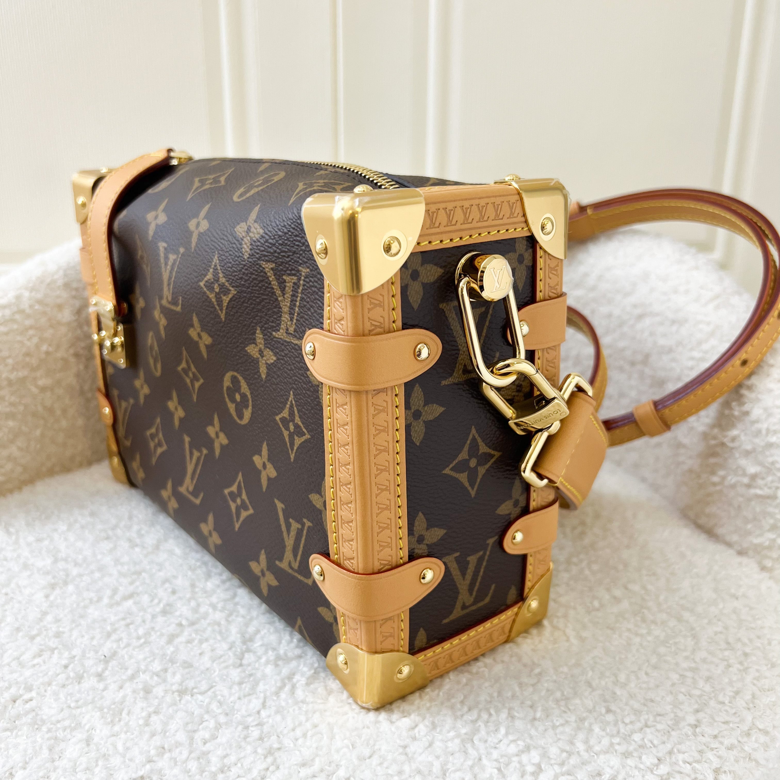 LV Side Trunk Bag in Monogram Canvas GHW
