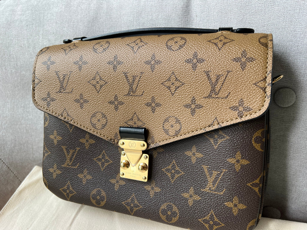 Louis Vuitton Pochette Metis Reverse Monogram (RRP £1,970)