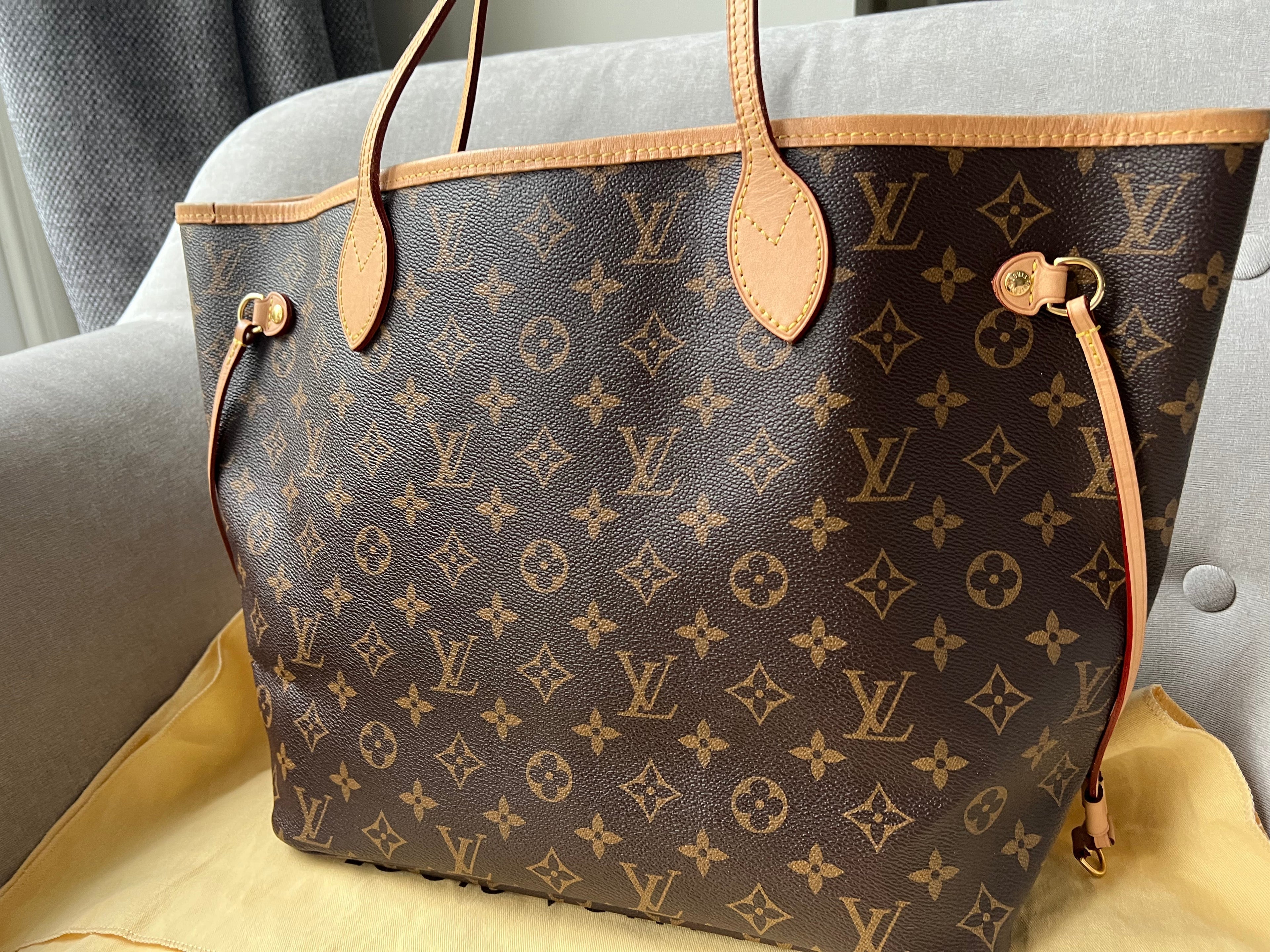 Louis Vuitton Neverfull MM Monogram Red (RRP £1,410)