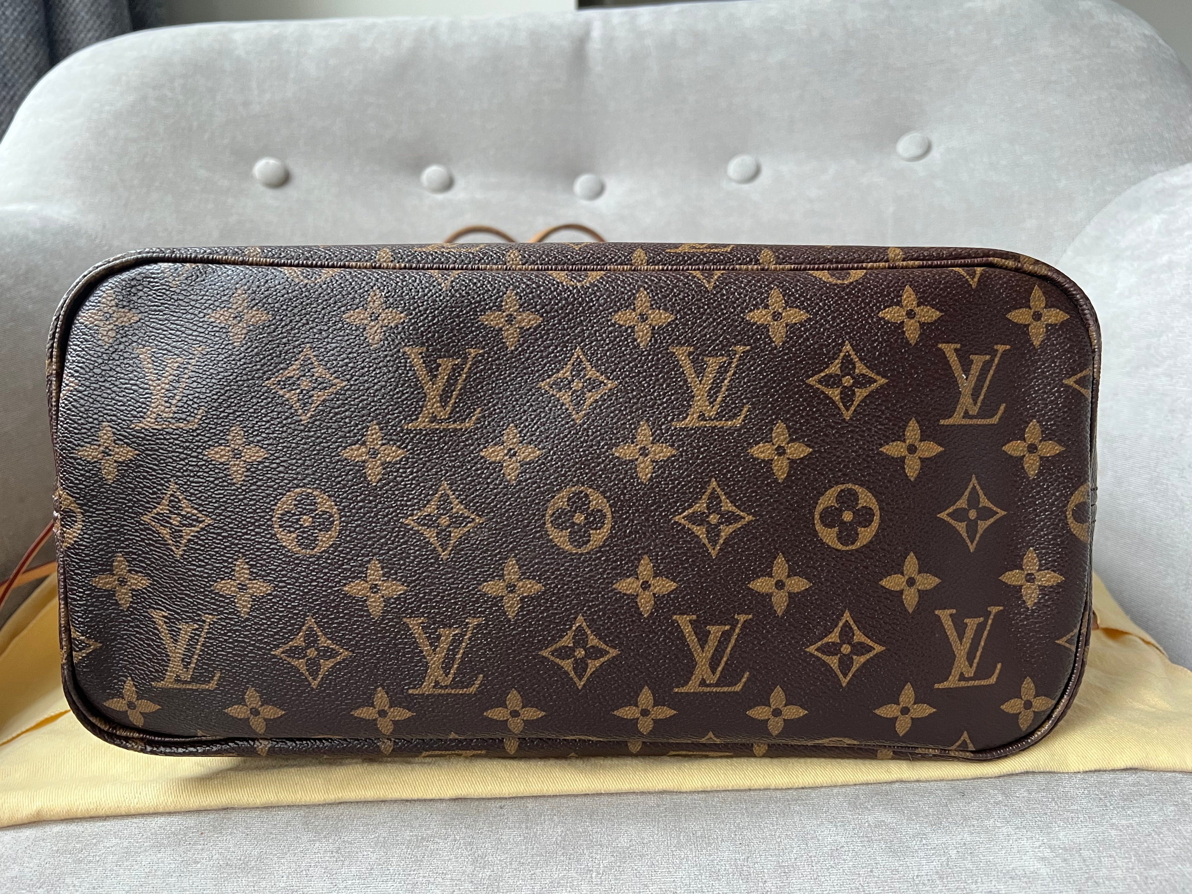 Louis Vuitton Neverfull MM Monogram Red (RRP £1,410)