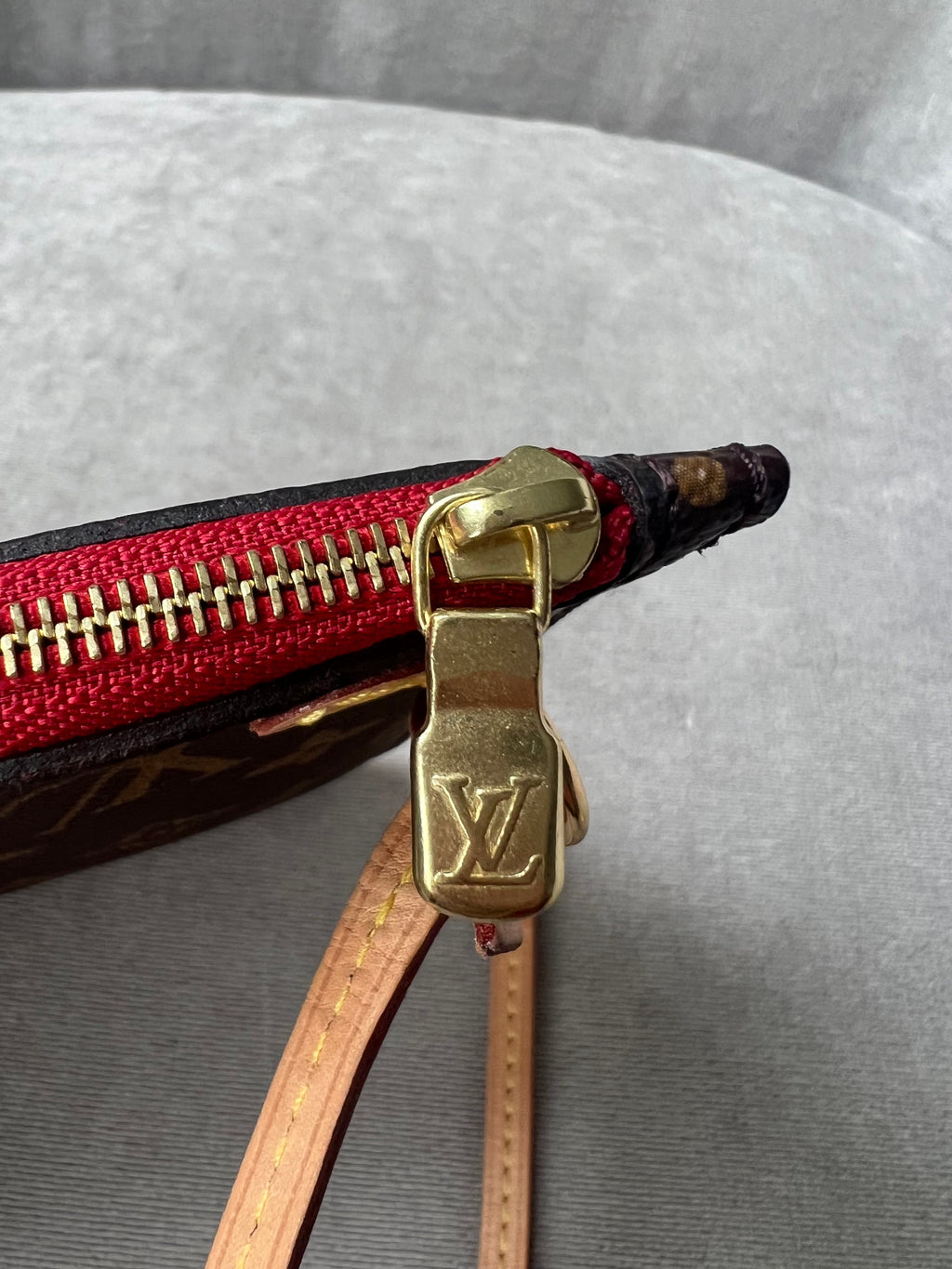 Louis Vuitton Pouch (from Neverfull MM) in Monogram