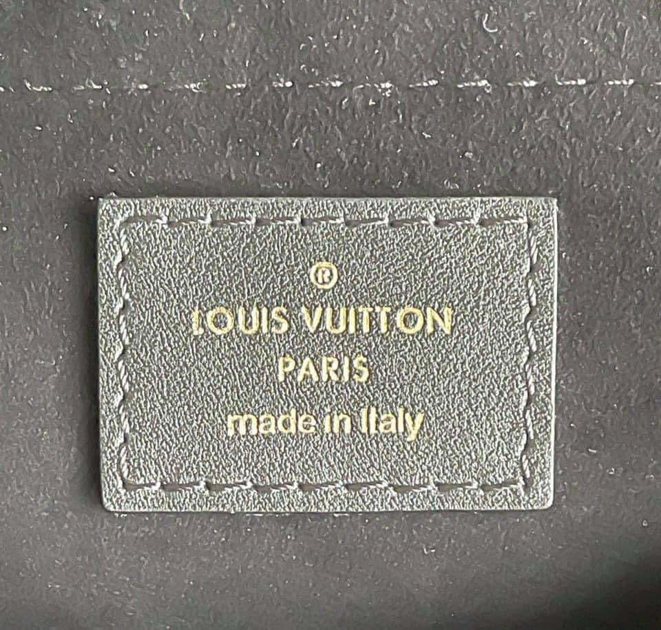 Louis Vuitton New Wave Chain Bag