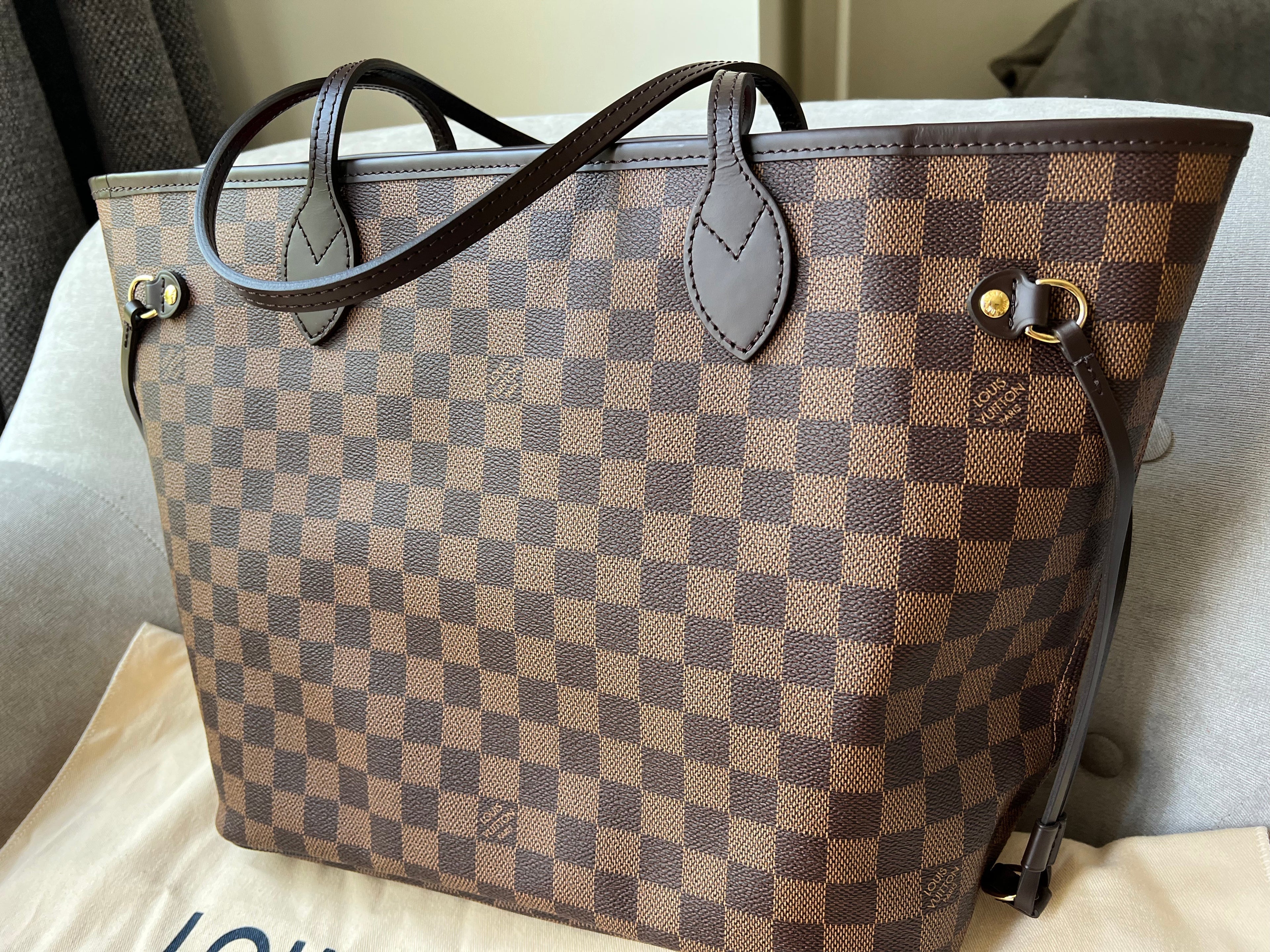 Louis Vuitton Neverfull MM Damier Ebene Cherry Interior (RRP £1,410)