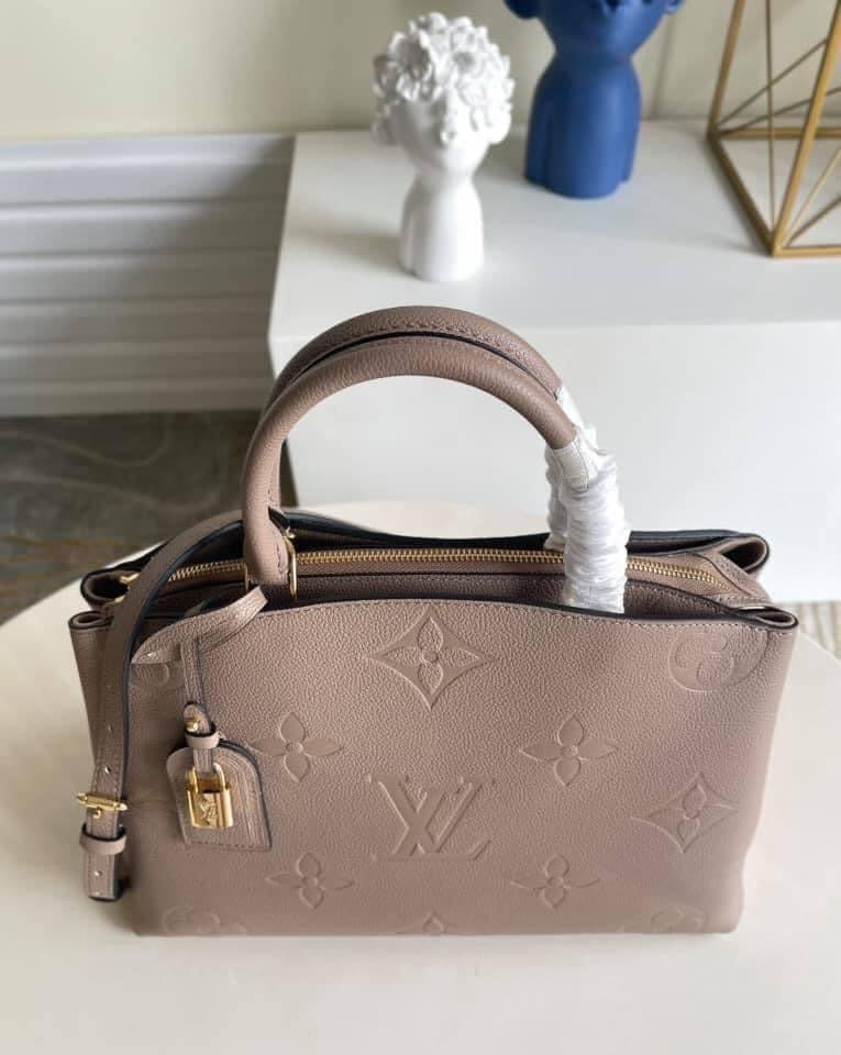 Louis Vuitton Grand palais bag