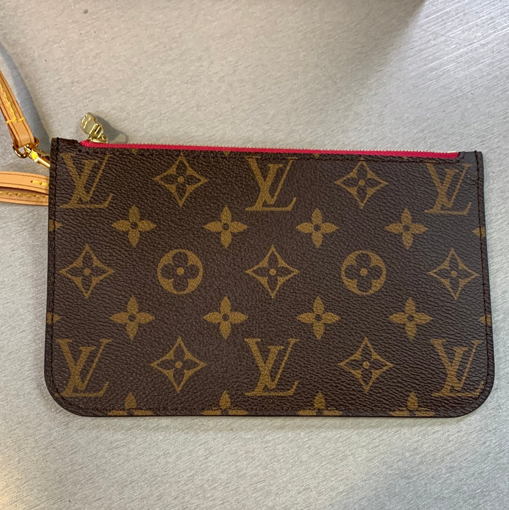 Louis Vuitton Neverfull Pochette Wristlet