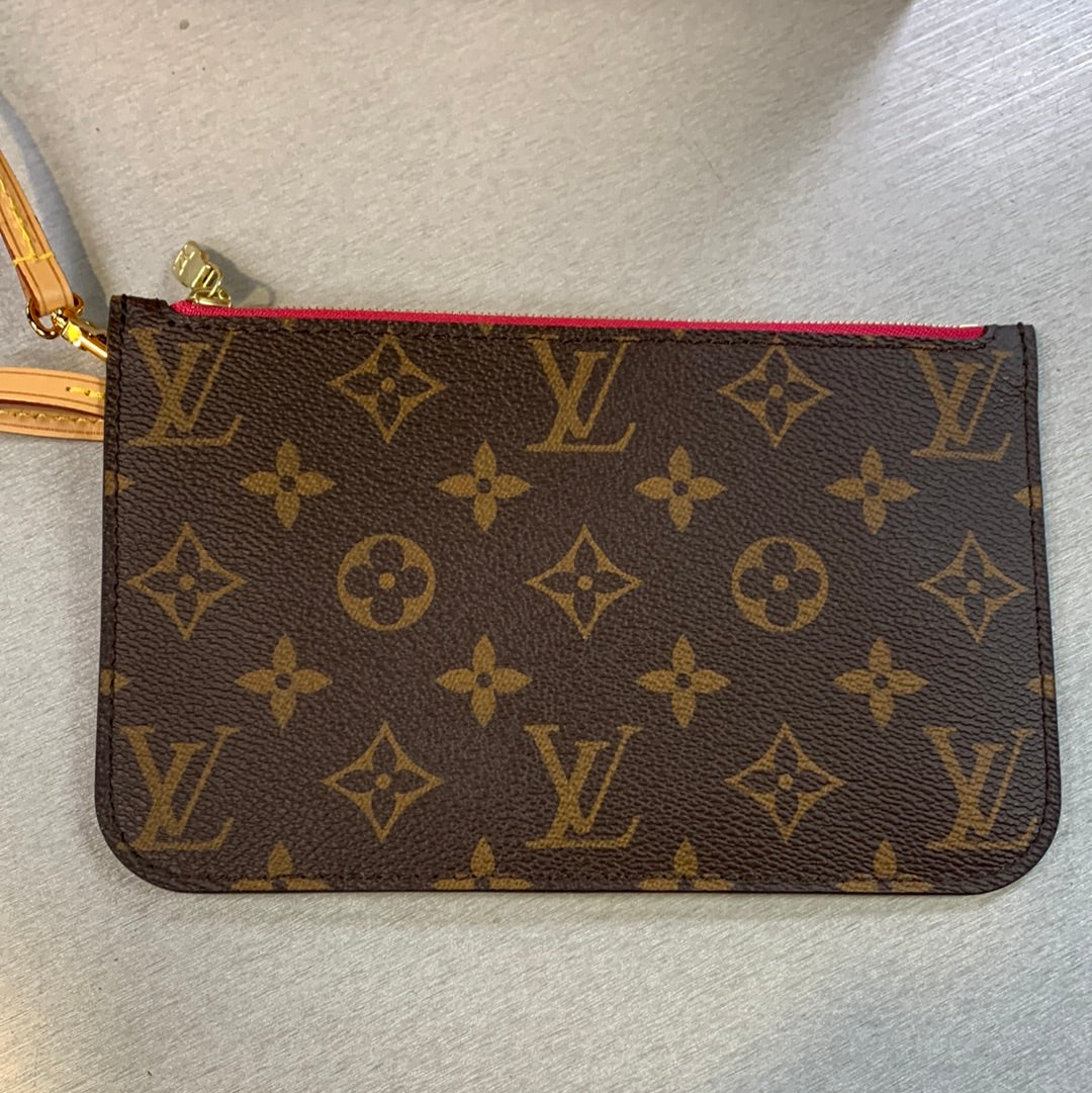 Louis Vuitton Neverfull Pochette Wristlet