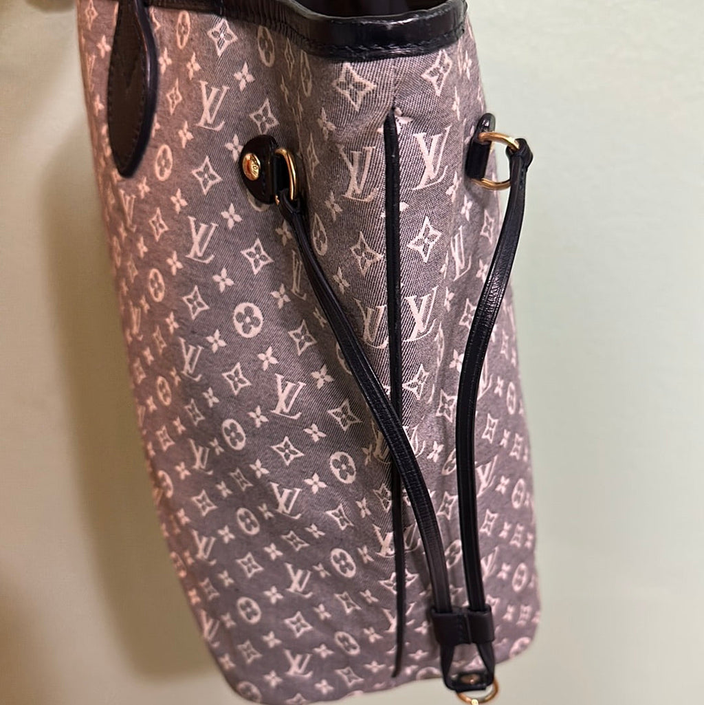 Louis Vuitton Grey Denim Neverfull MM