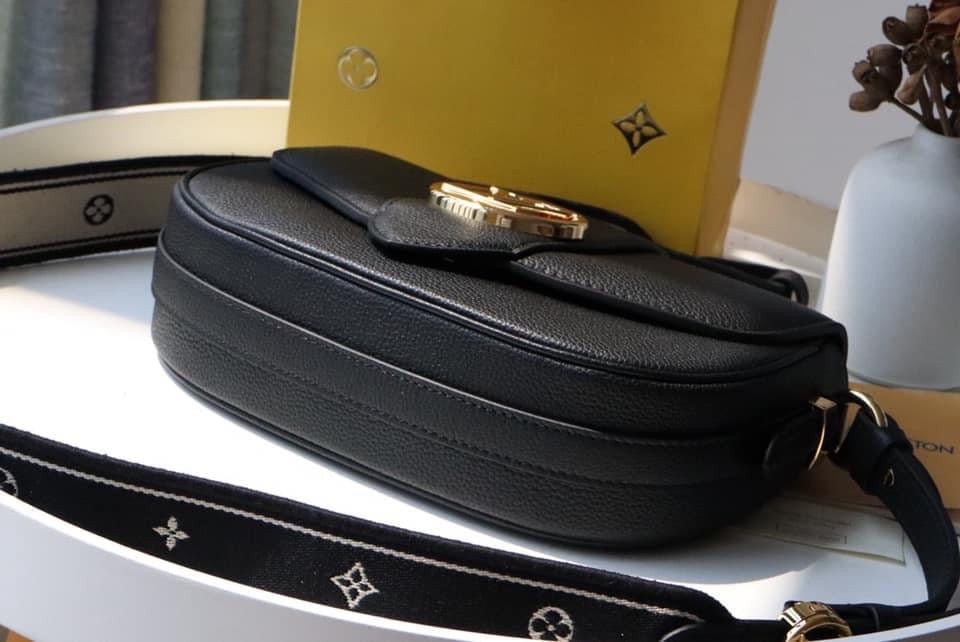 Louis Vuitton Pont 9 Soft PM Bag