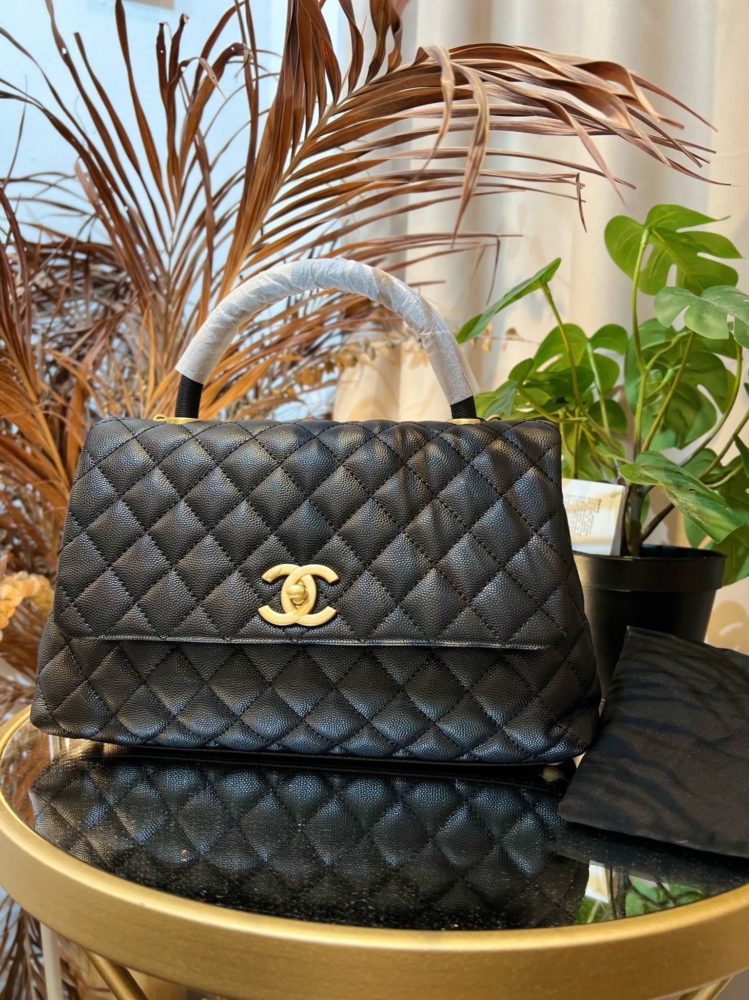 CHANEL COCO HANDLE MEDIUM BLACK