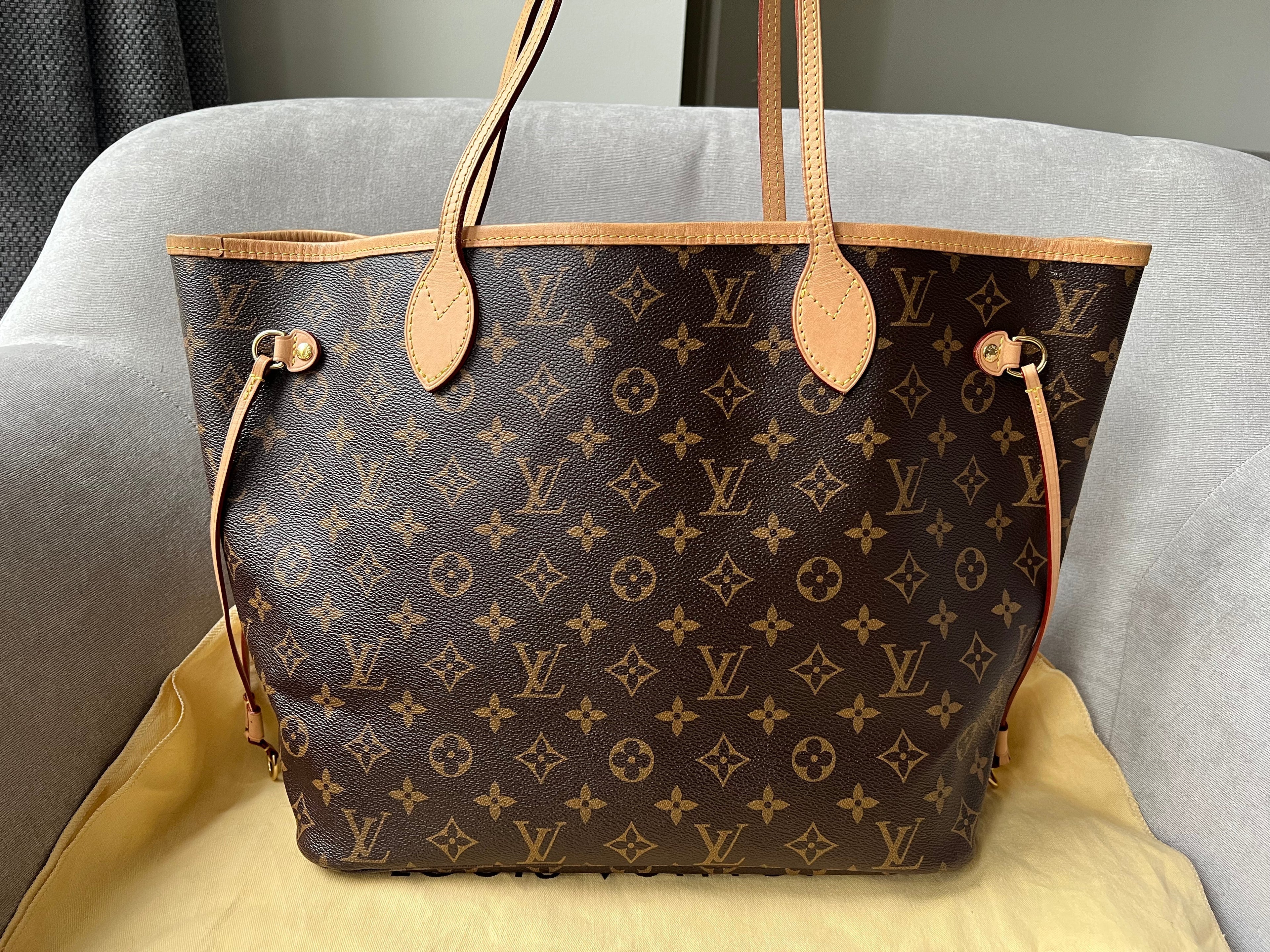Louis Vuitton Neverfull MM Monogram Red (RRP £1,410)