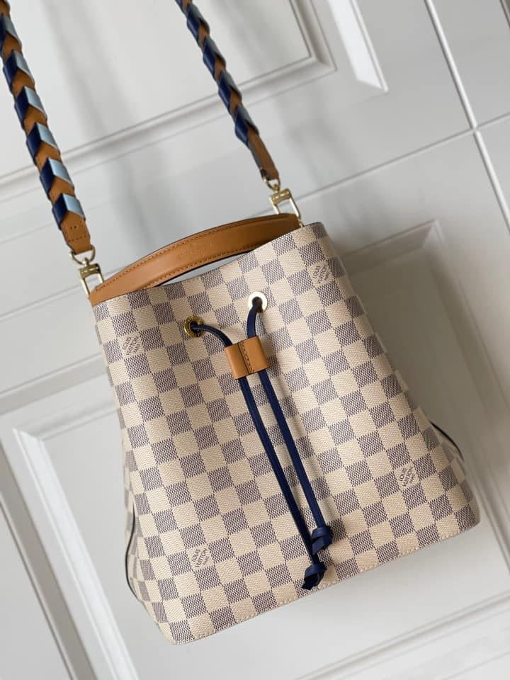 Louis Vuitton NeoNeo MM Bag