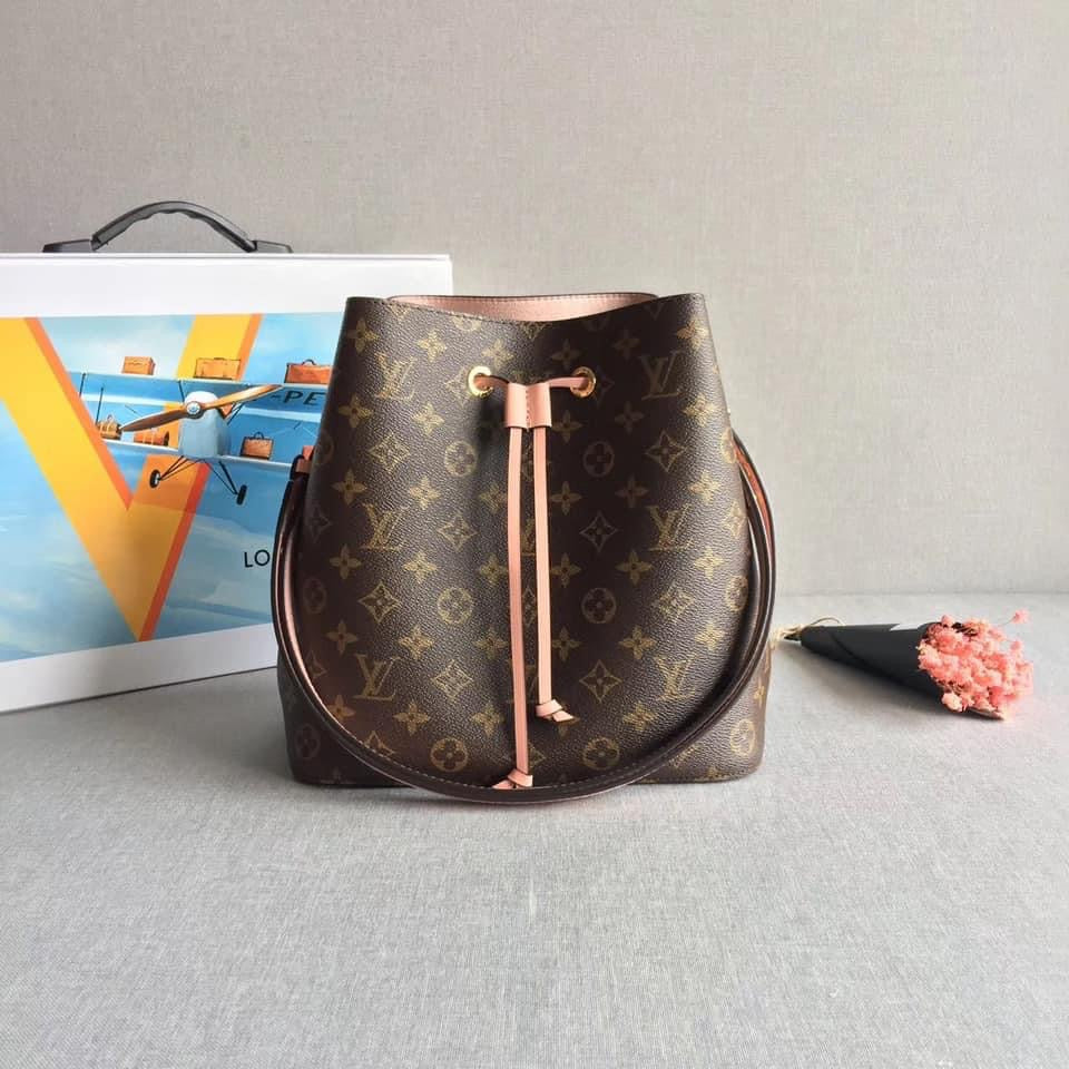 Louis Vuitton NeoNeo MM Bag