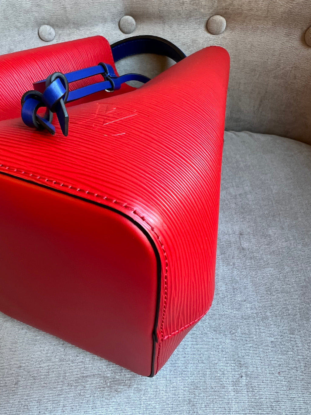 Louis Vuitton Neo Noe Bucket Bag Coquelicot (RRP £1,930)