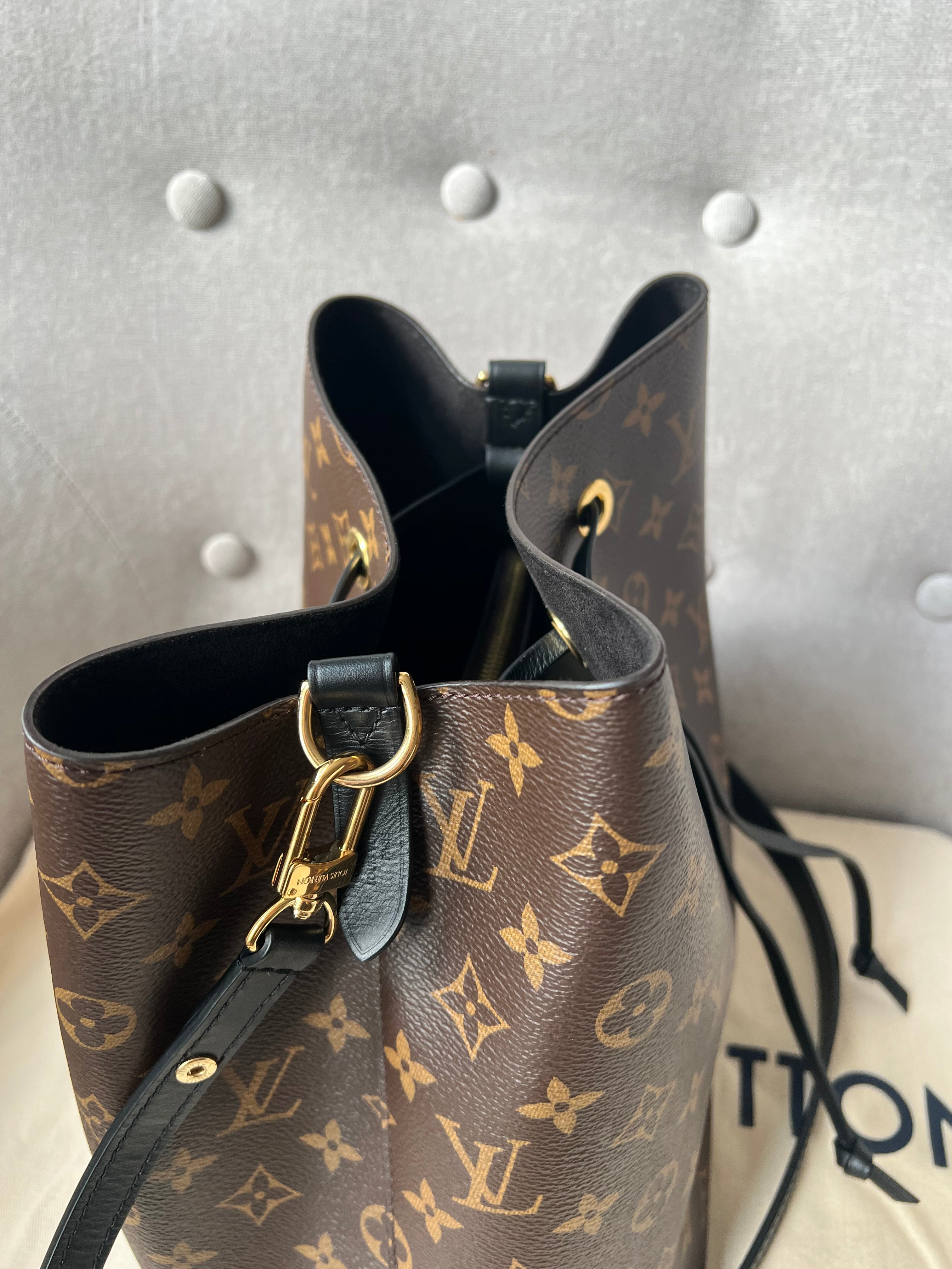 Louis Vuitton Neo Noe Monogram and Black (RRP £1,560)
