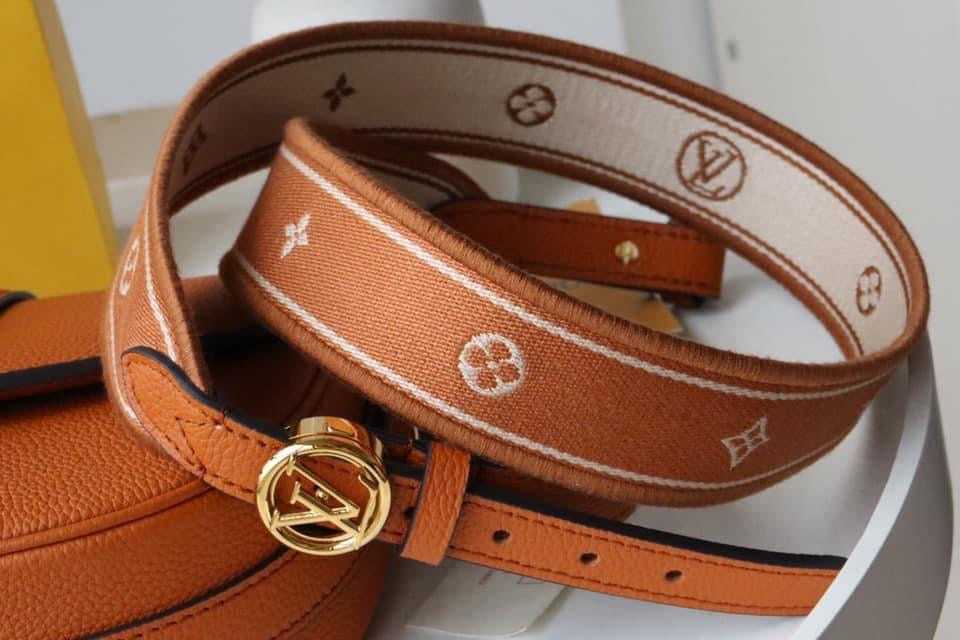 Louis Vuitton Pont 9 Soft PM Bag
