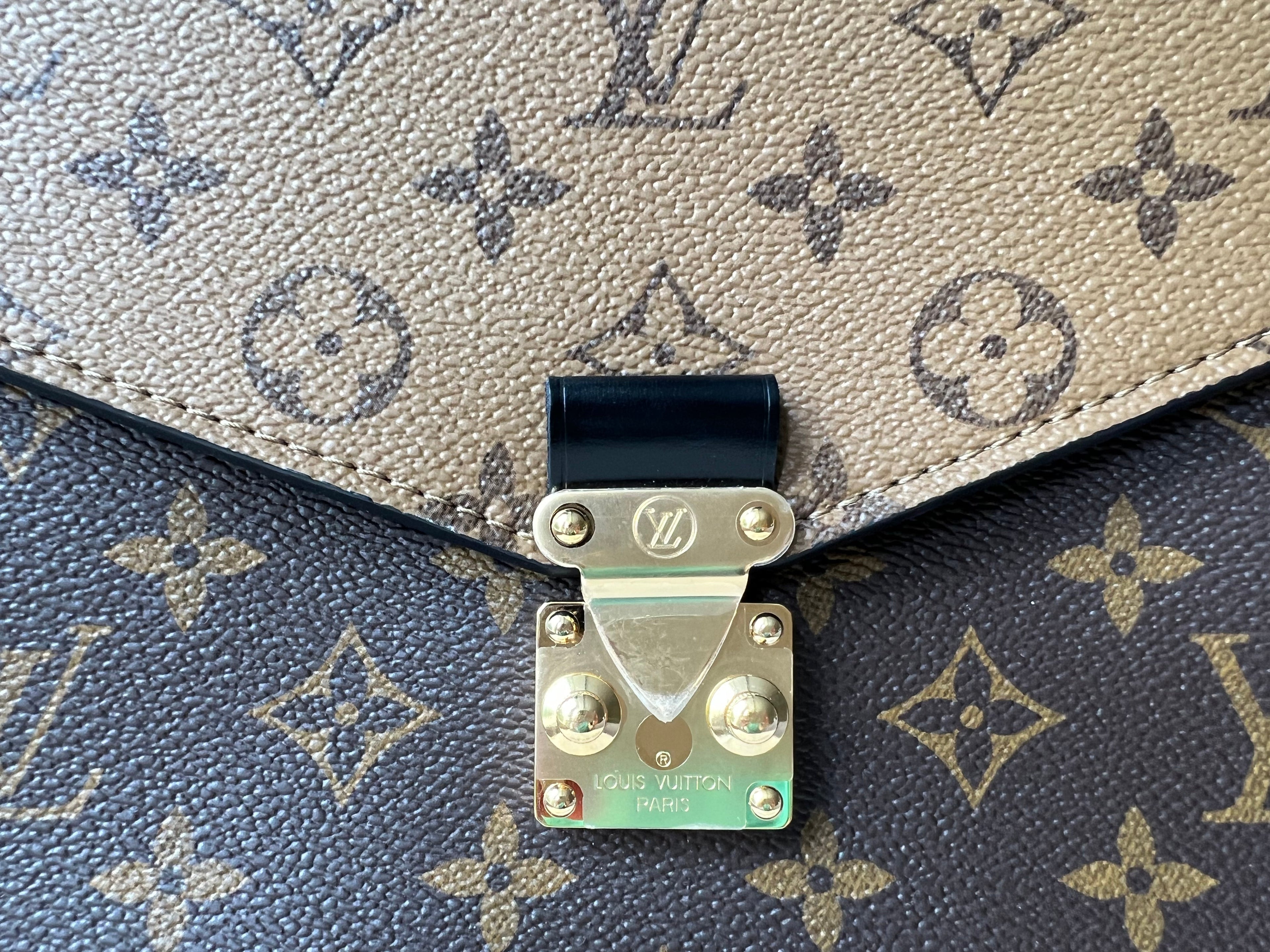 Louis Vuitton Pochette Metis Reverse Monogram (RRP £1,970)
