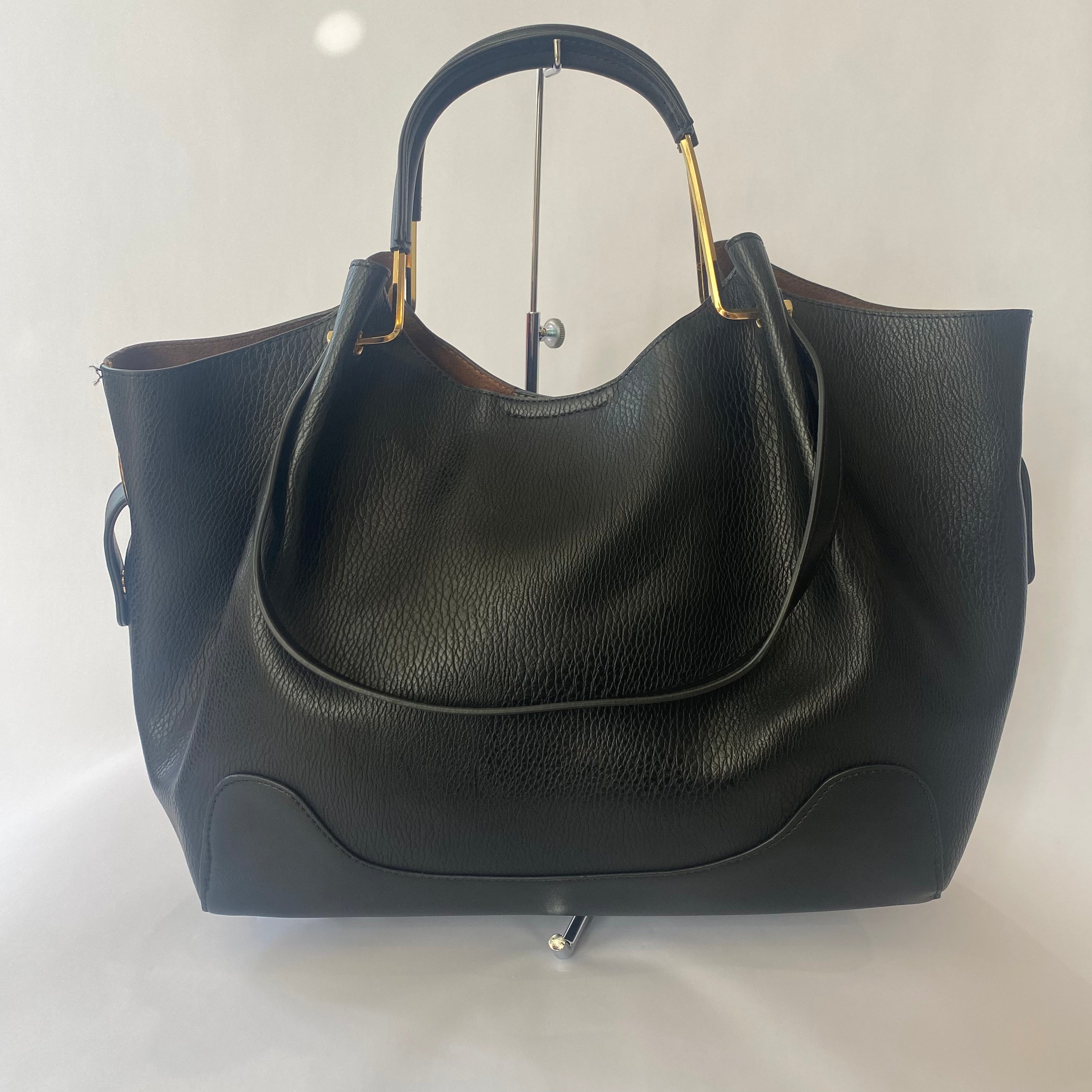 SANDRA ROBERTS SQUARED Leather Black Shoulder Bag