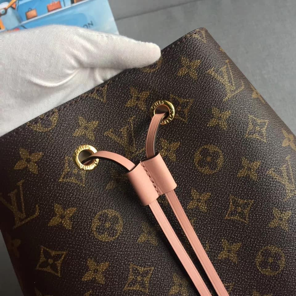 Louis Vuitton NeoNeo MM Bag