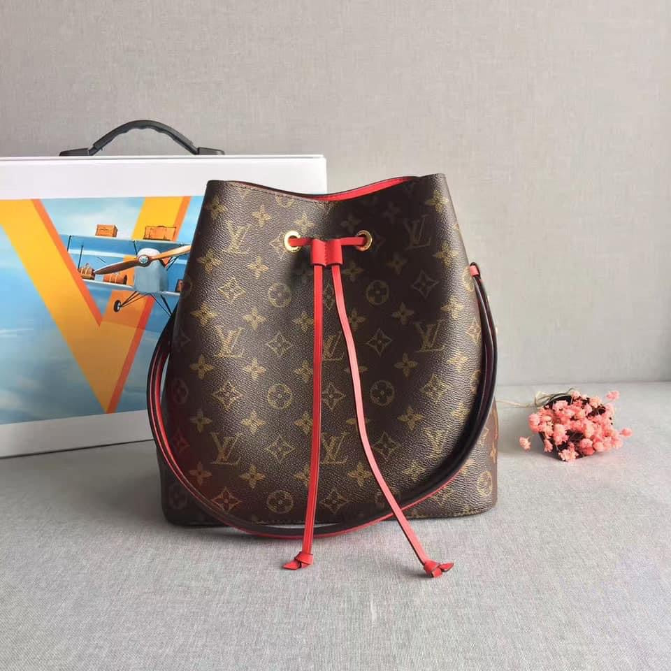 Louis Vuitton NeoNeo MM Bag