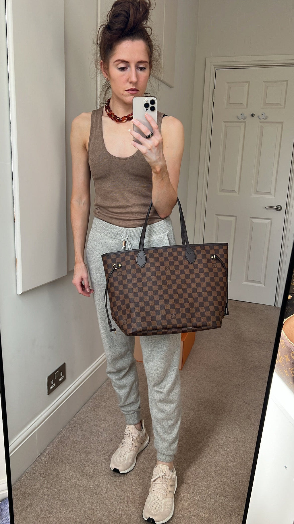 Louis Vuitton Neverfull MM Damier Ebene Cherry Interior (RRP £1,410)