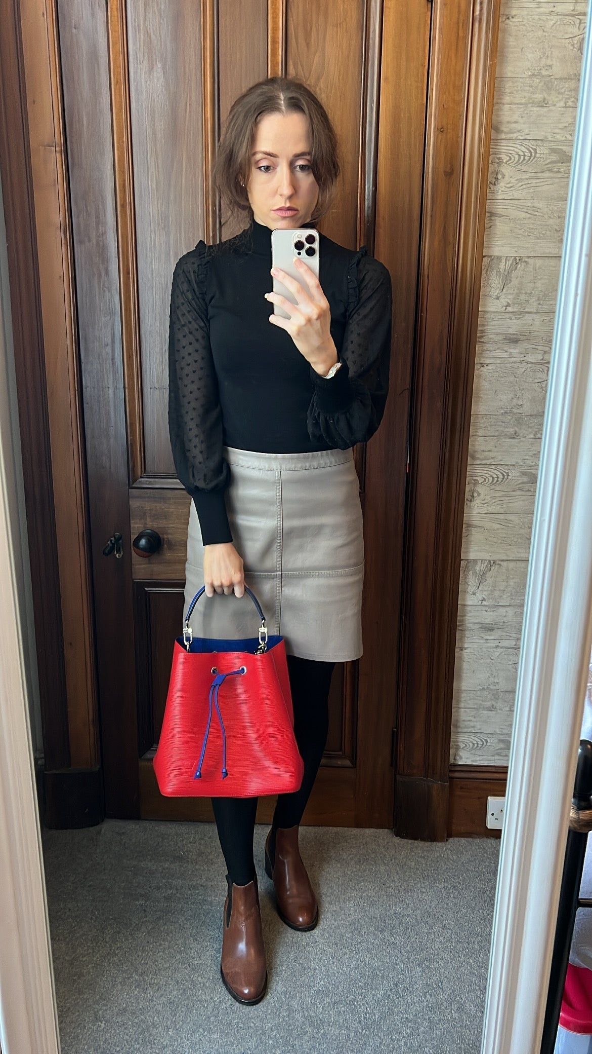 Louis Vuitton Neo Noe Bucket Bag Coquelicot (RRP £1,930)