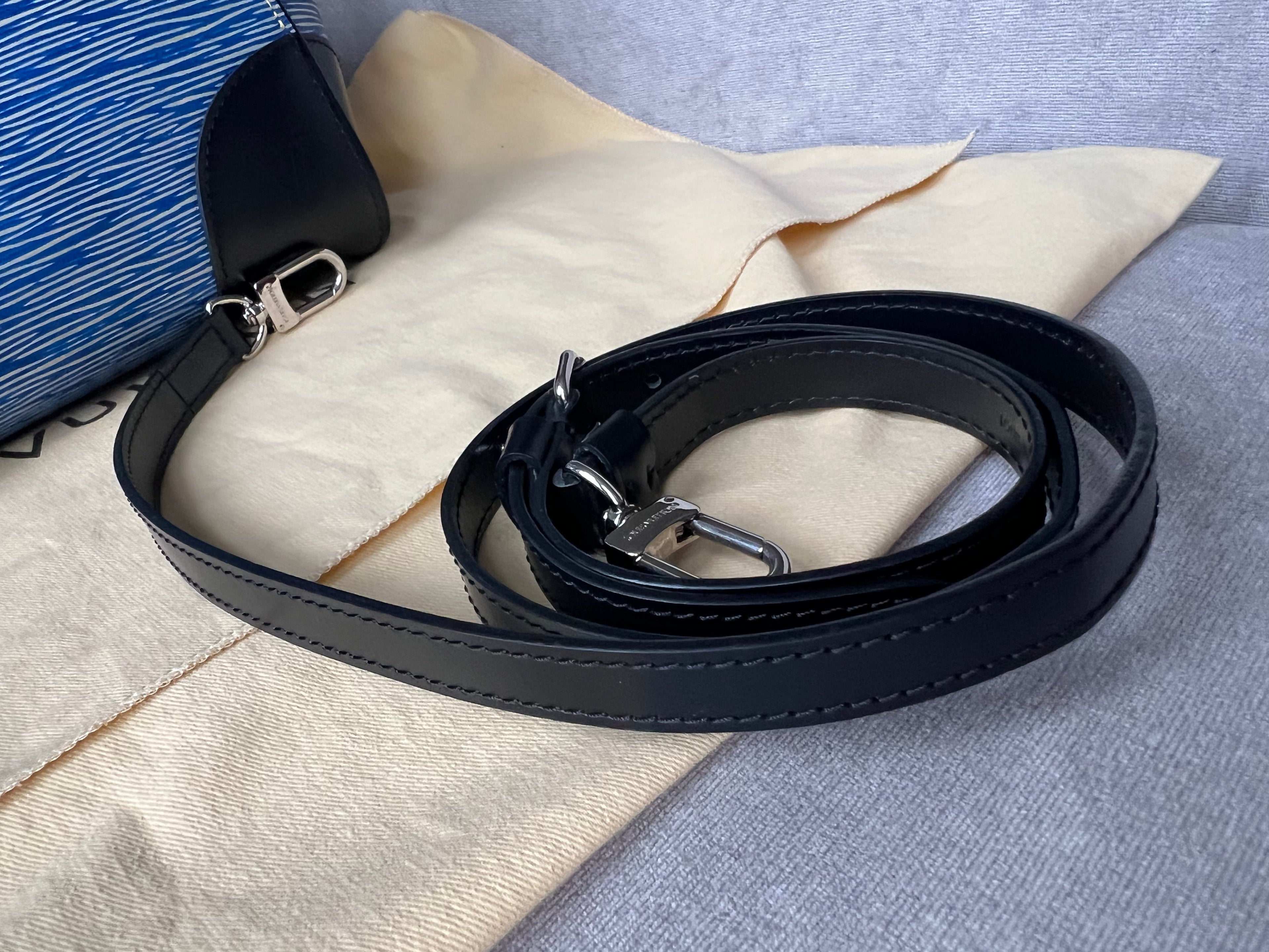 Louis Vuitton Phenix Shoulder Tote in Blue Jean Denim Blue Epi Noir
