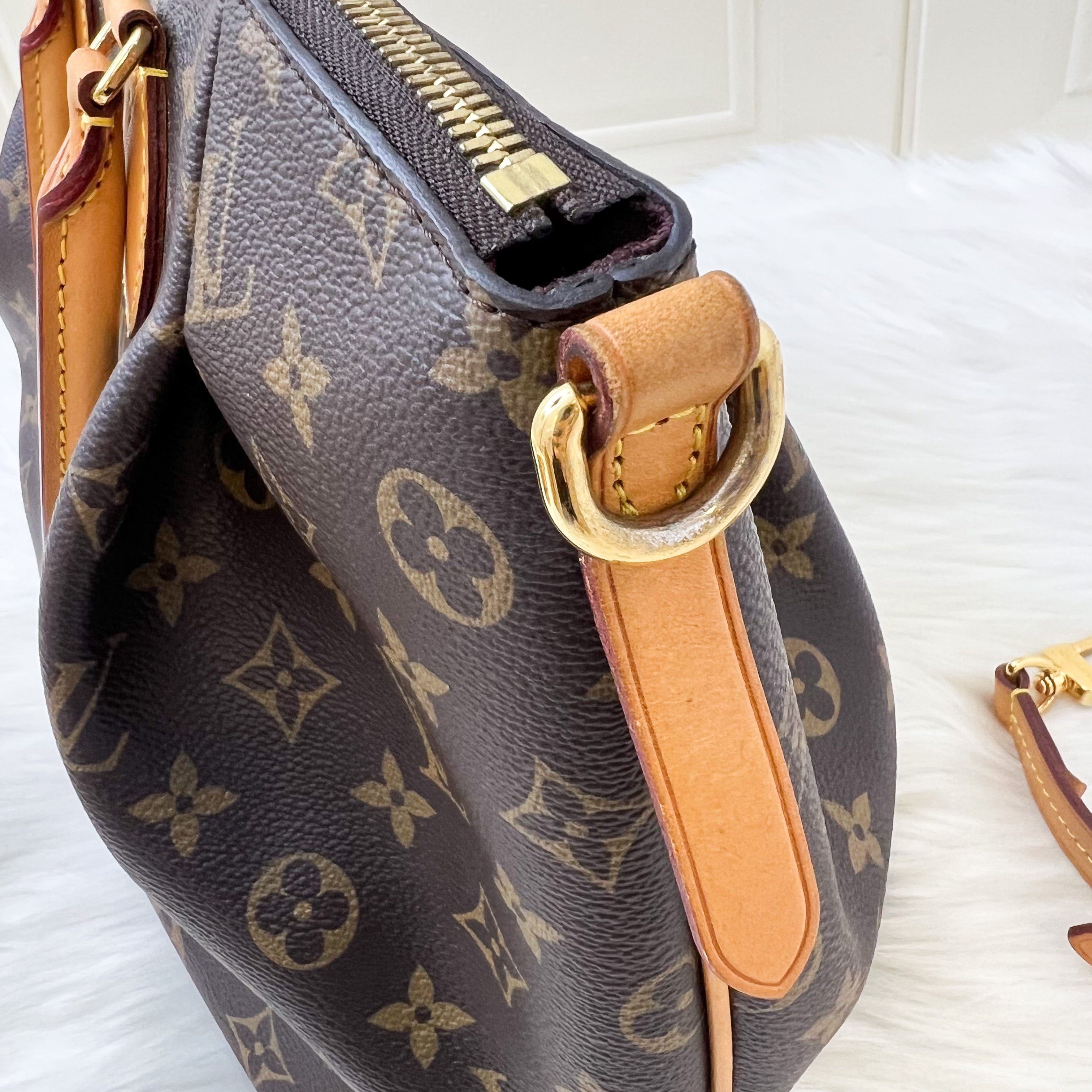 LV Turenne MM in Monogram GHW