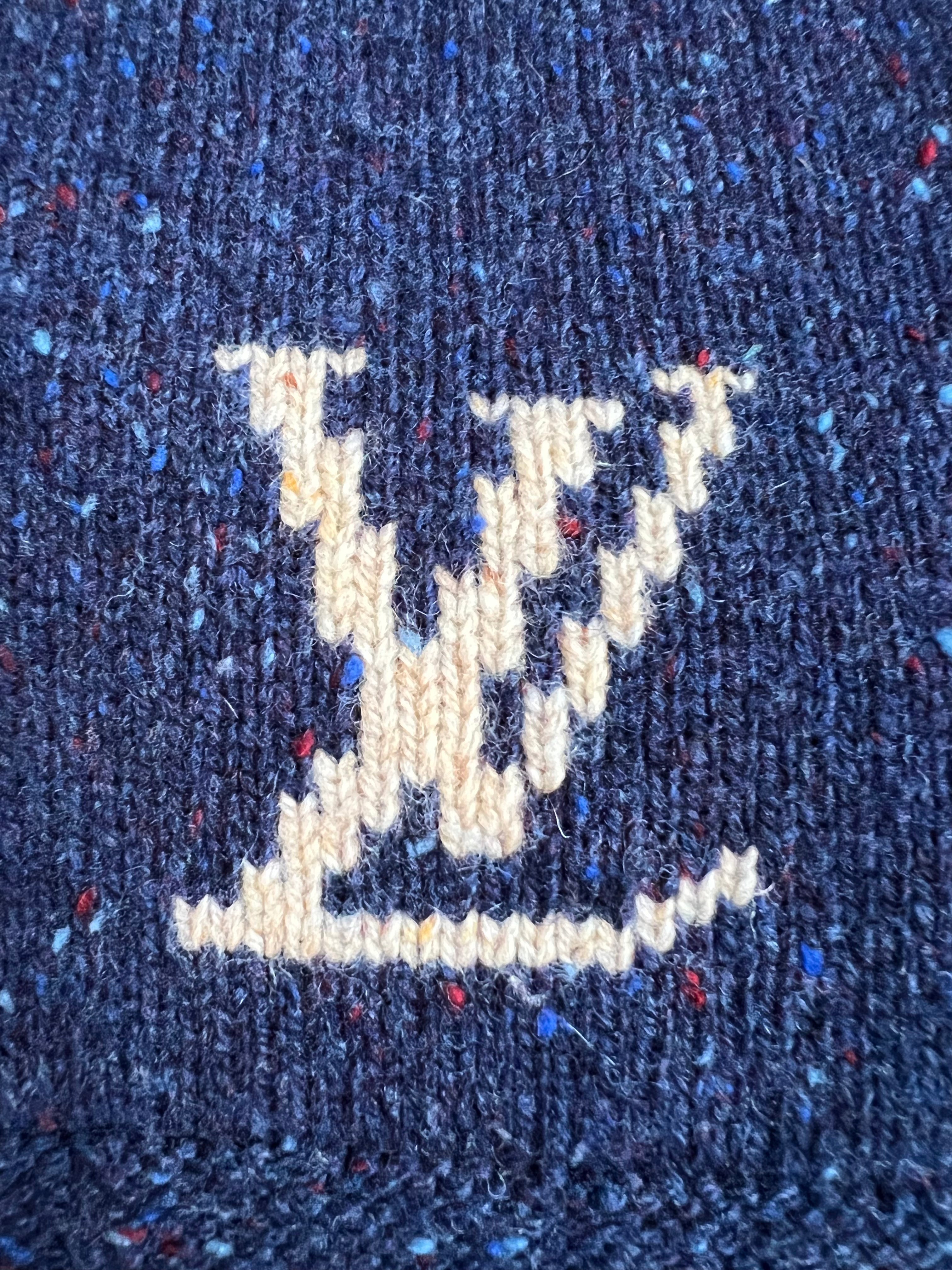 Louis Vuitton Reversible Wool Cashmere Mix Scarf in Navy and Beige