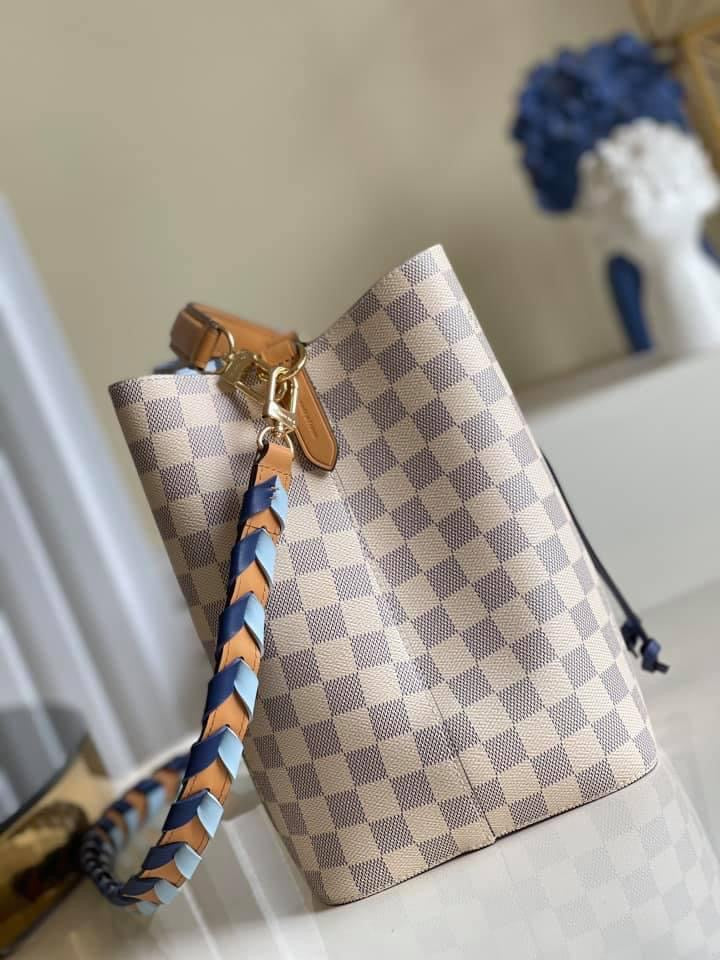 Louis Vuitton NeoNeo MM Bag