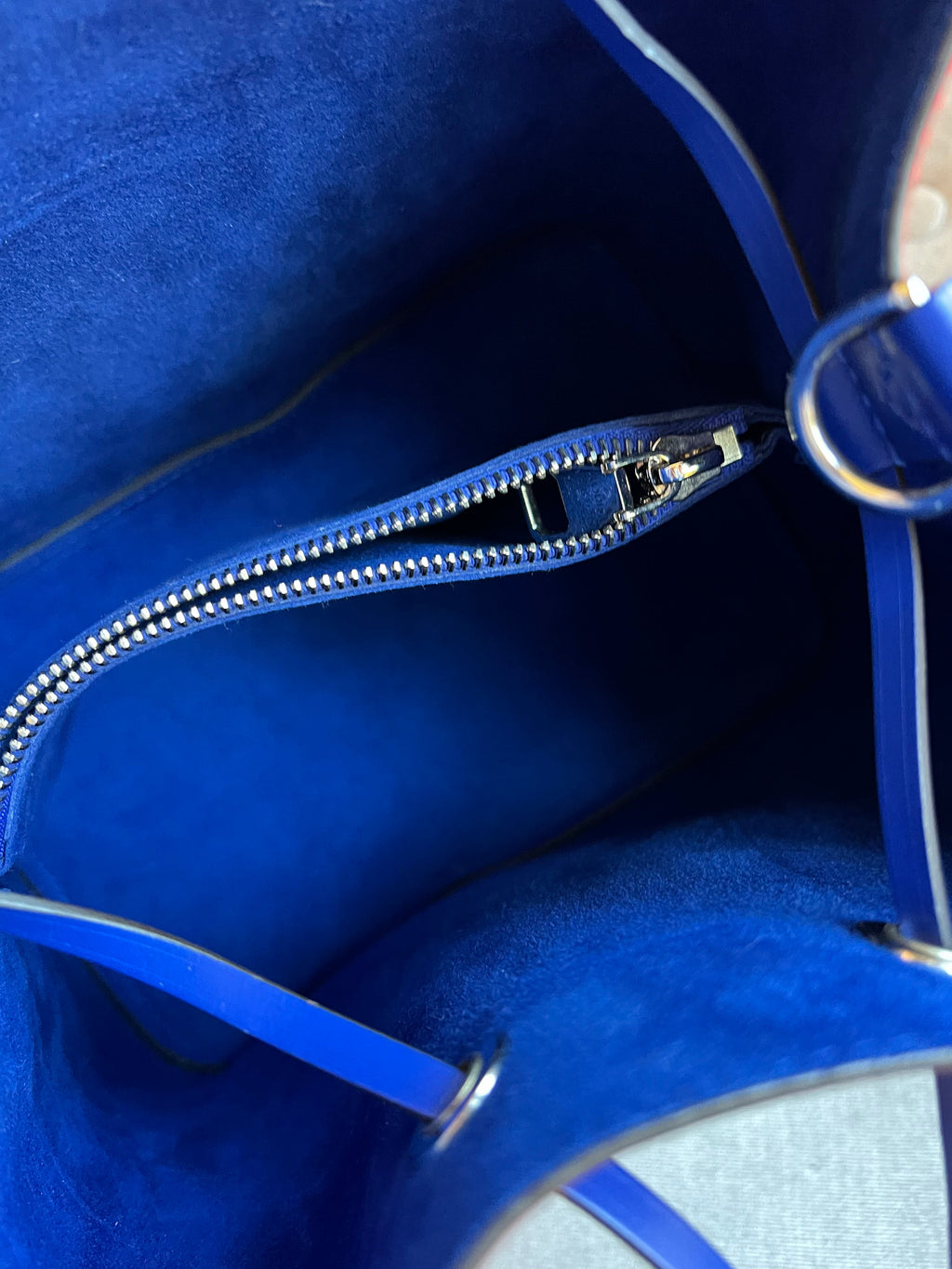 Louis Vuitton Neo Noe Bucket Bag Coquelicot (RRP £1,930)