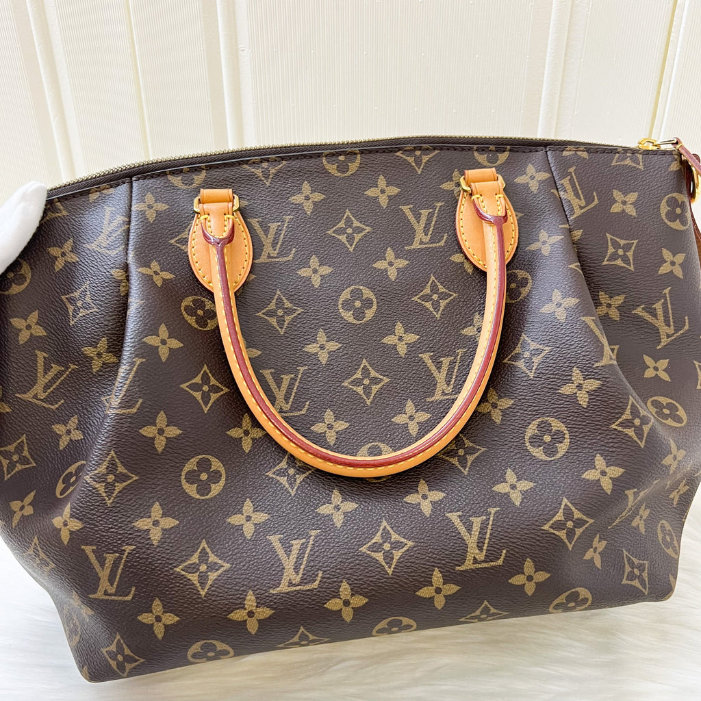 LV Turenne MM in Monogram GHW