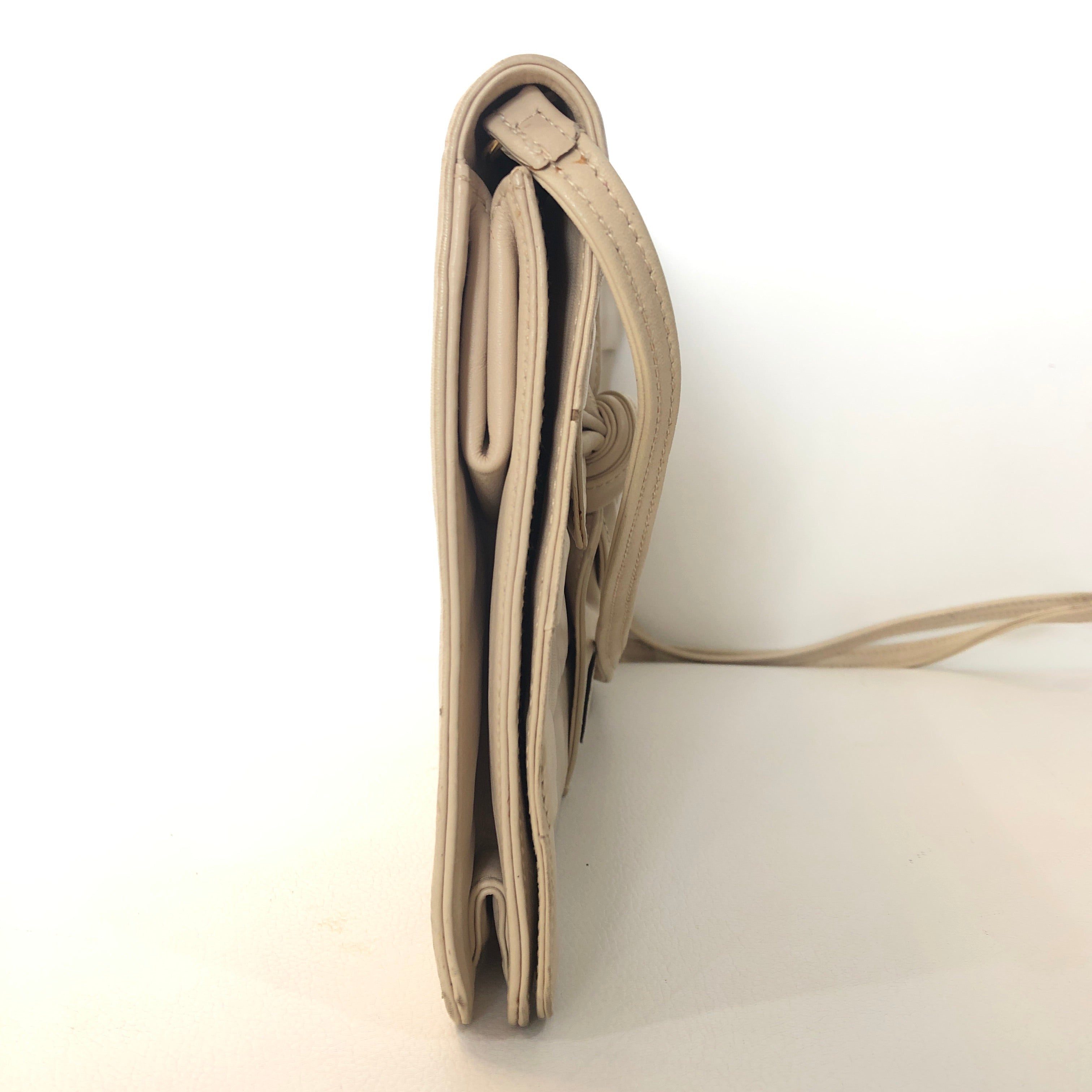 VALENTINO GARAVANI Vintage Cream Clutch Crossbody